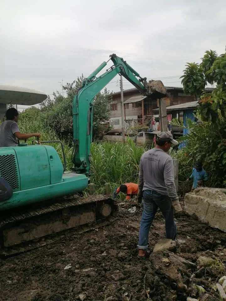 ทุบ รื้อถอนบ้าน และอาคาร