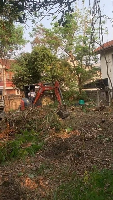 ขนเศษวัสดุก่อสร้าง