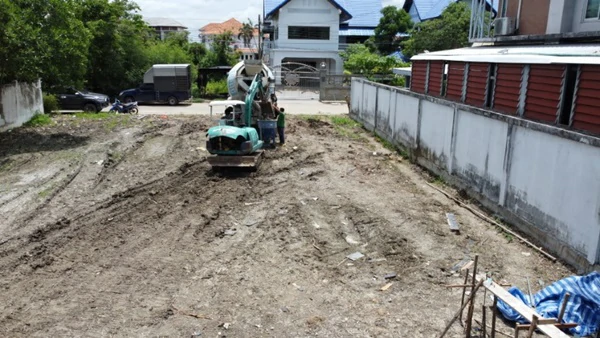 ปรับพื้นที่