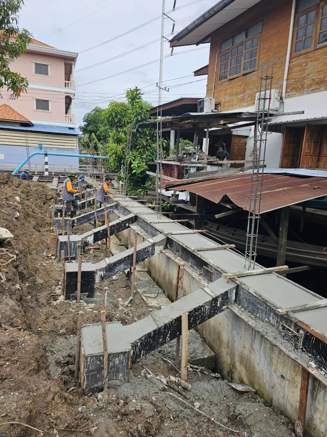 ทุบ รื้อถอนบ้าน และอาคาร