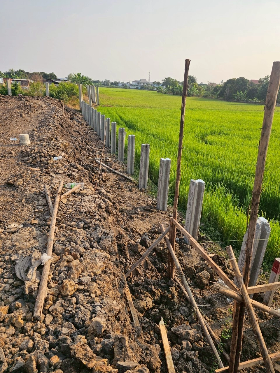 ทุบ รื้อถอนบ้าน และอาคาร
