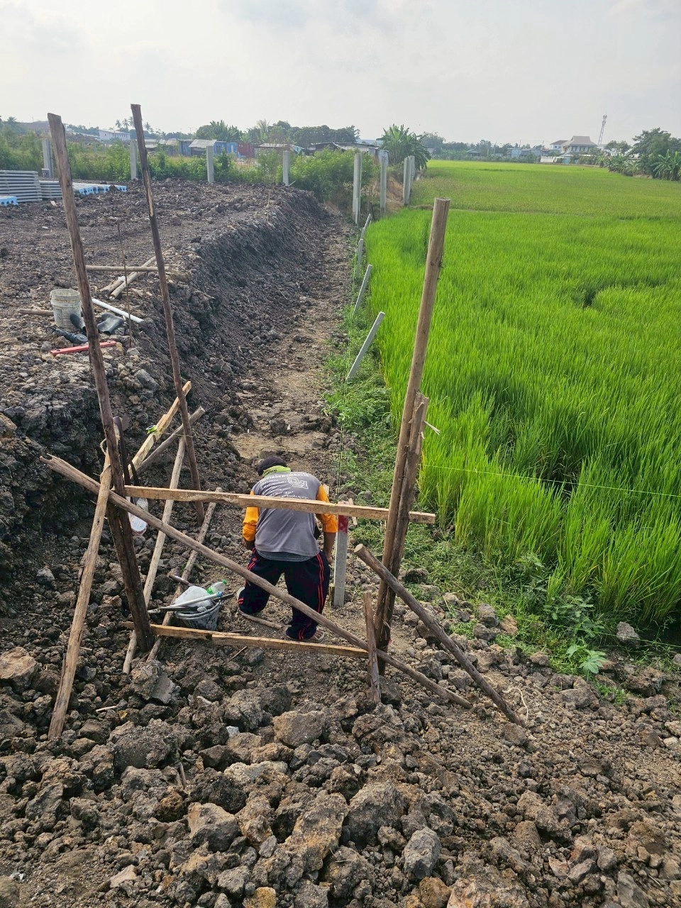 ทุบ รื้อถอนบ้าน และอาคาร