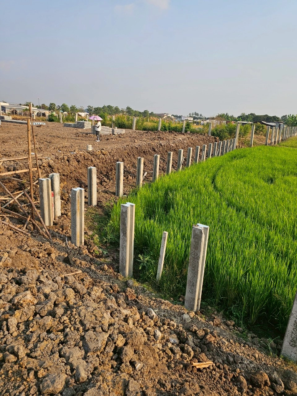 ทุบ รื้อถอนบ้าน และอาคาร